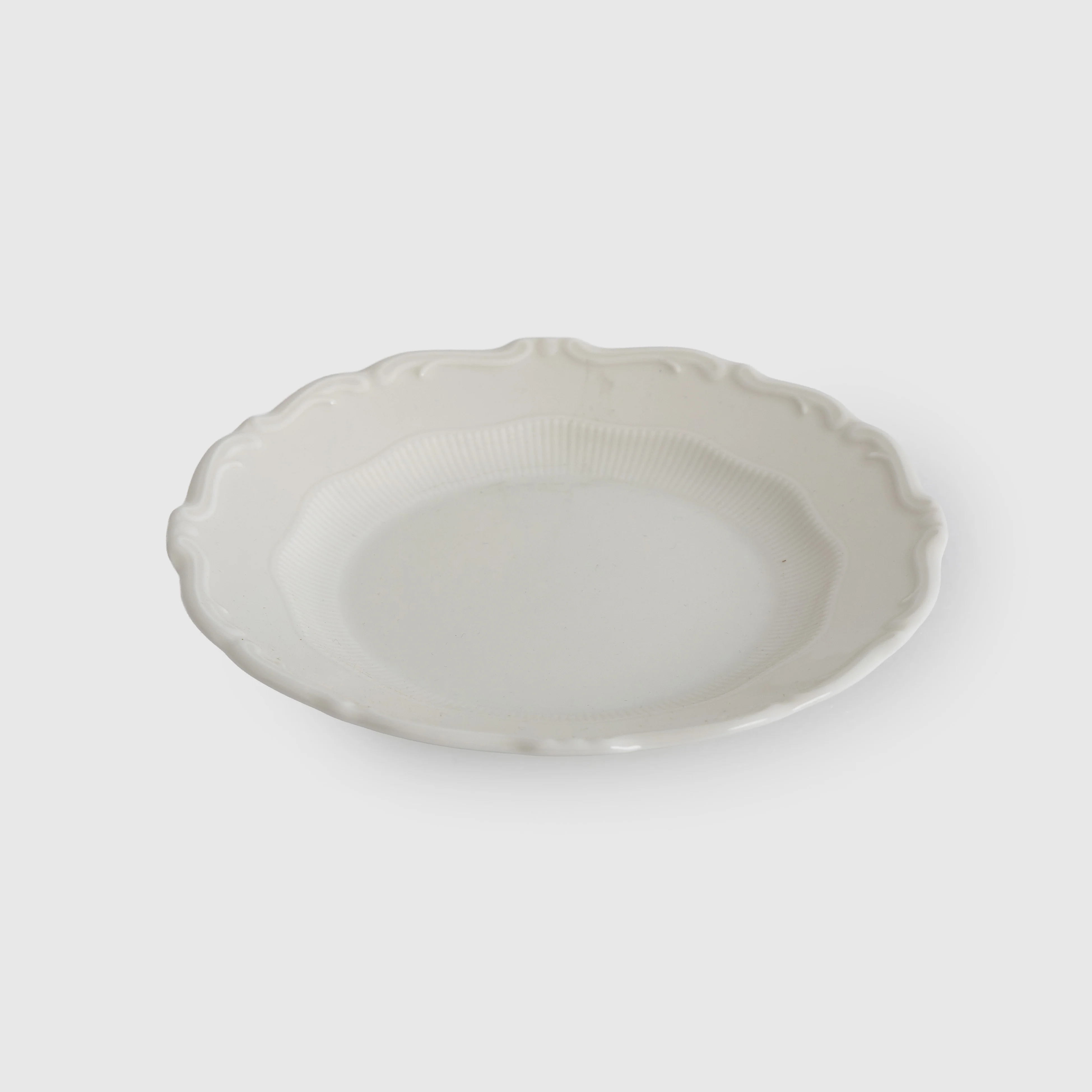 Vintage Dinnerware ( Set of 24 Pieces) - Image 7